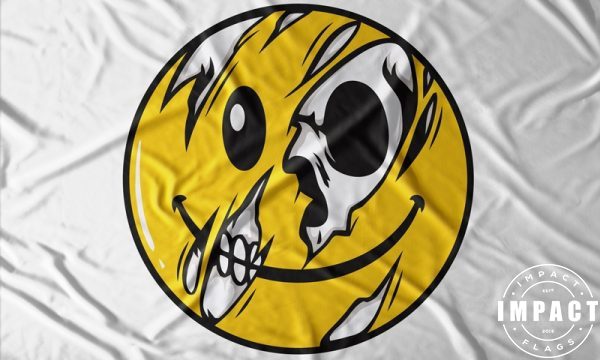 Smiley or Skull Flag?